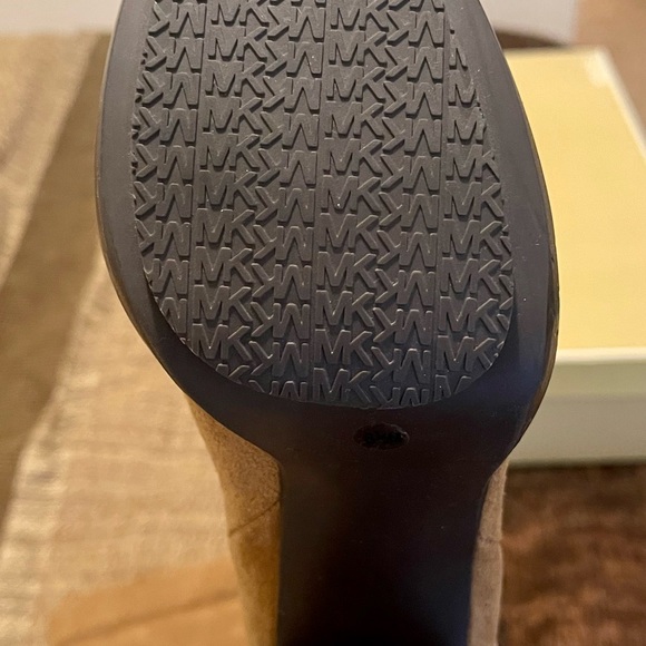 Michael Kors suede tall boots - Picture 3 of 4